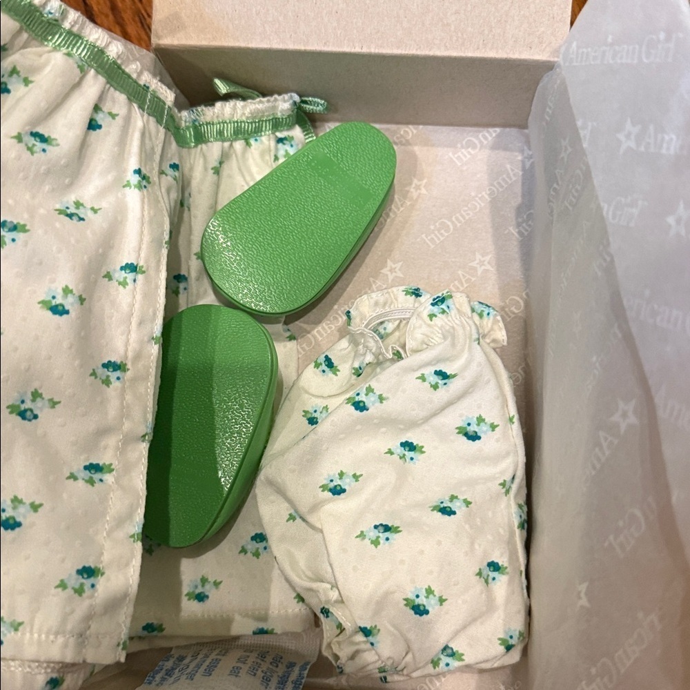 American girl Maryellen doll Pajamas NWT in original box never used! - Picture 6 of 6